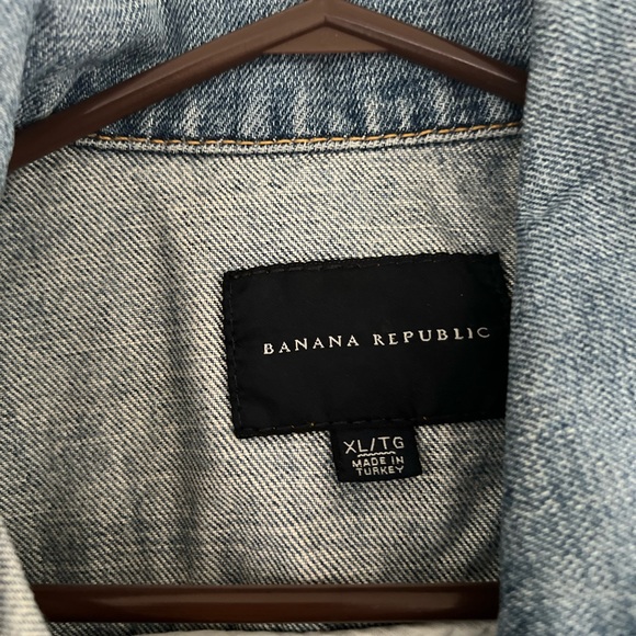 Banana Republic Jean jacket - Picture 3 of 3